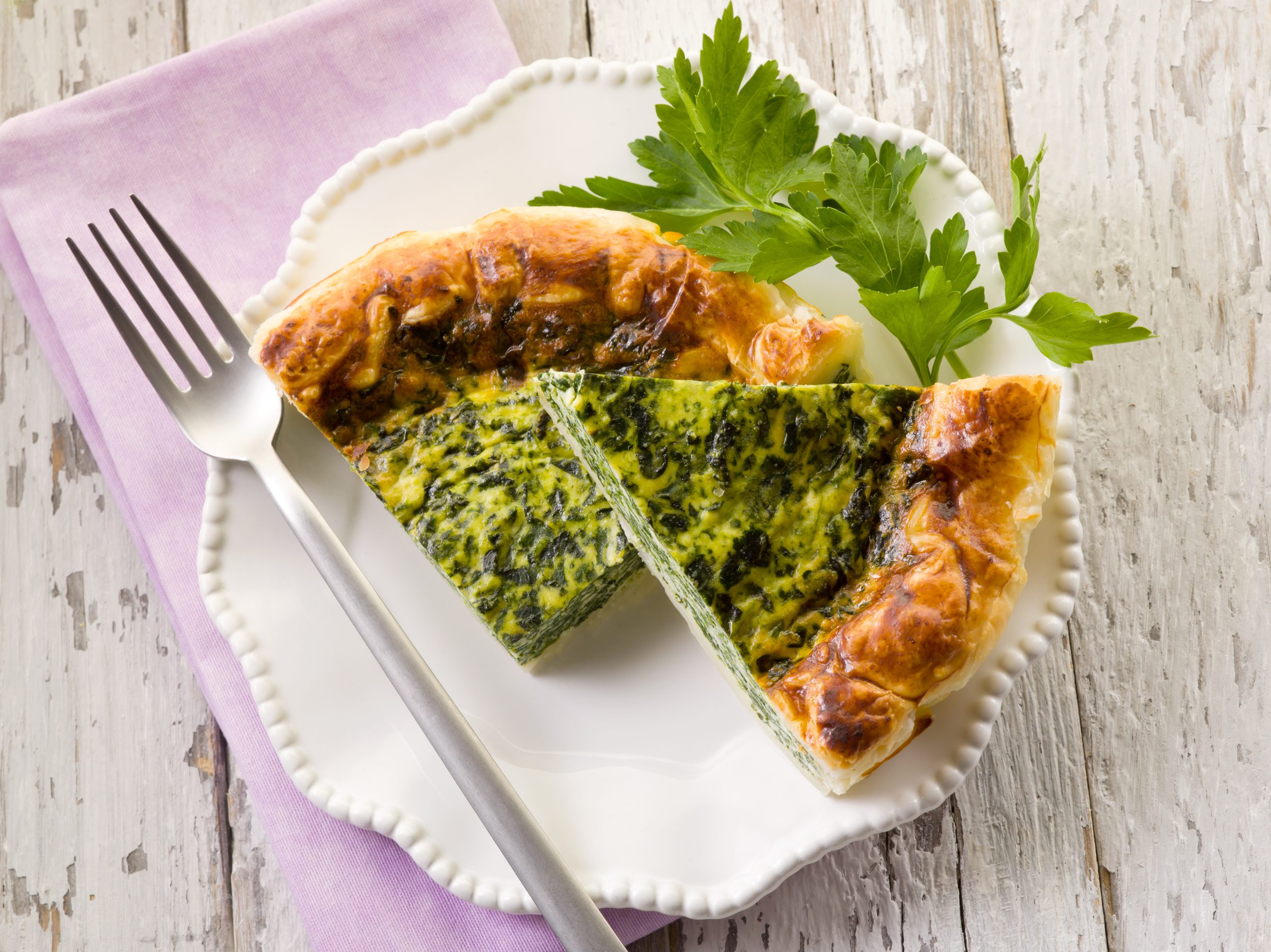 Torta salata con ricotta e catalogna
