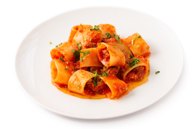 Paccheri con salsiccia di pollo e pomodorini
